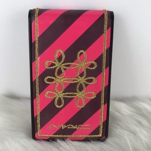 MAC “Nutcracker Sweet Copper Face Compact”